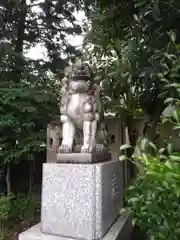 鎮守氷川神社の狛犬