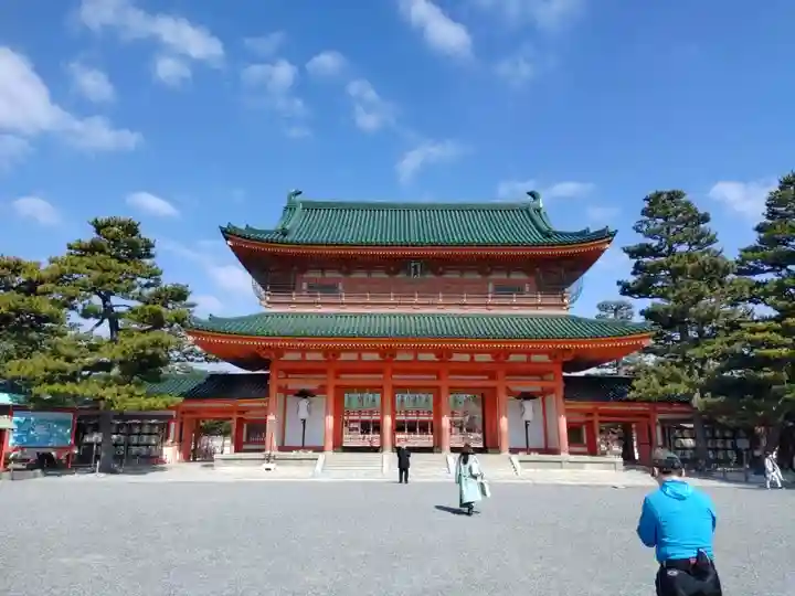 平安神宮の山門・神門