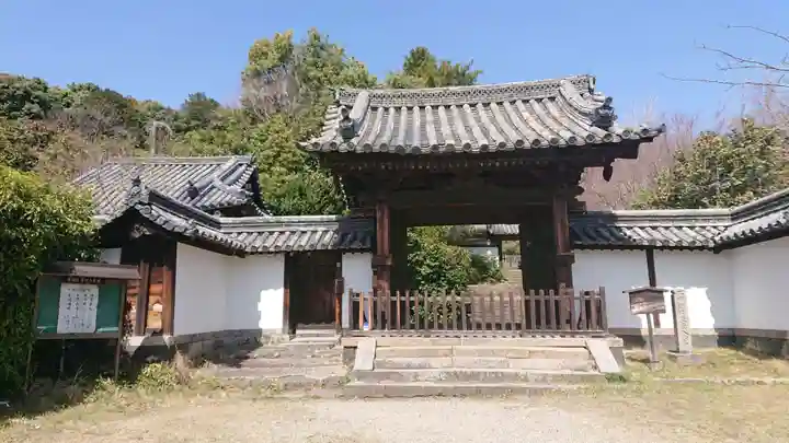 興福院の山門・神門