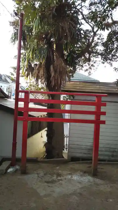 実籾八幡稲荷神社の自然