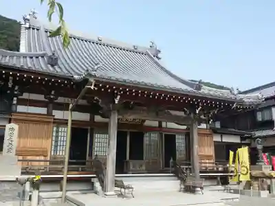 真観寺の本殿・本堂