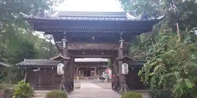 徳星寺の山門・神門