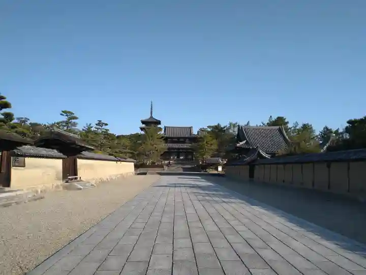 法隆寺の{uncategorized: "未分類", other: "その他", undefined: "問題あり", building: "その他建物", grave: "お墓", sacred_gate: "鳥居", guardian: "狛犬", statue: "像", buddha: "仏像", history: "歴史", nature: "自然", garden: "庭園", animal: "動物", pagoda: "塔", temizu: "手水舎", mountain_gate: "山門・神門", sanctuary: "本殿・本堂", subordinate: "末社・摂社", art: "芸術", scenery: "景色", jizo: "地蔵", ema: "絵馬", goshuin: "御朱印", omikuji: "おみくじ", items: "授与品その他", amulet: "お守り", goshuincho: "御朱印帳", eats: "食事", festival: "お祭り", votive_dance: "神楽", shichigosan: "七五三参", wedding: "結婚式", experience: "体験その他", initially: "初詣", around: "周辺", anti_infection: "感染症対策"}