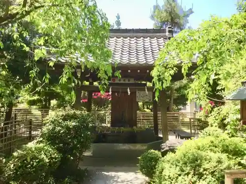 伊奴神社の手水舎