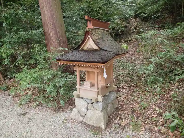 高鴨神社のその他建物