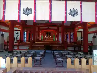 金神社の{uncategorized: "未分類", other: "その他", undefined: "問題あり", building: "その他建物", grave: "お墓", sacred_gate: "鳥居", guardian: "狛犬", statue: "像", buddha: "仏像", history: "歴史", nature: "自然", garden: "庭園", animal: "動物", pagoda: "塔", temizu: "手水舎", mountain_gate: "山門・神門", sanctuary: "本殿・本堂", subordinate: "末社・摂社", art: "芸術", scenery: "景色", jizo: "地蔵", ema: "絵馬", goshuin: "御朱印", omikuji: "おみくじ", items: "授与品その他", amulet: "お守り", goshuincho: "御朱印帳", eats: "食事", festival: "お祭り", votive_dance: "神楽", shichigosan: "七五三参", wedding: "結婚式", experience: "体験その他", initially: "初詣", around: "周辺", anti_infection: "感染症対策"}