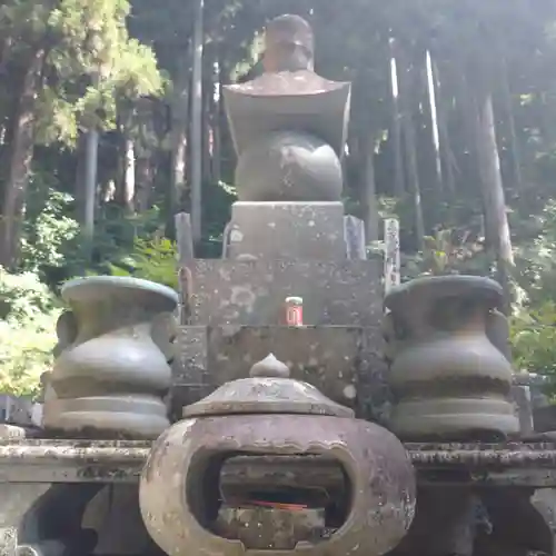 日蓮宗 総本山 塔頭 定林坊(じょうりんぼう)(山梨県)