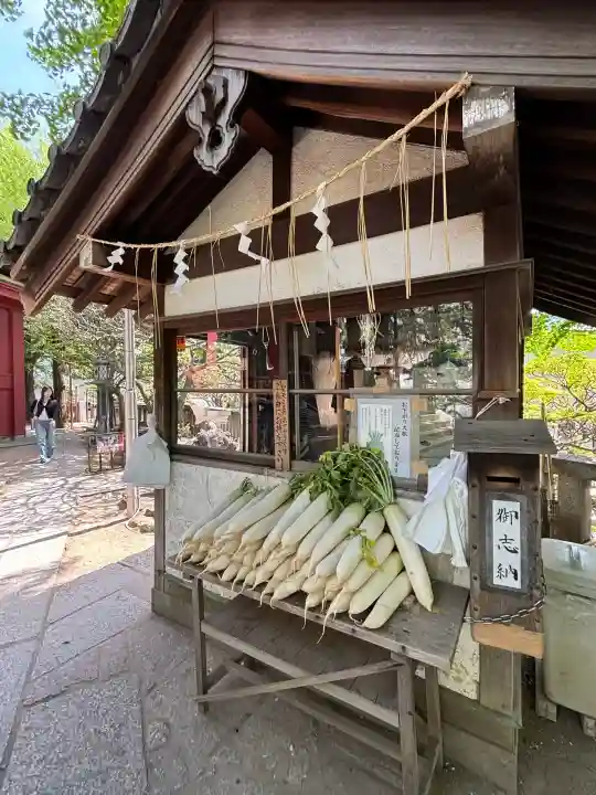 待乳山聖天(本龍院)の{uncategorized: "未分類", other: "その他", undefined: "問題あり", building: "その他建物", grave: "お墓", sacred_gate: "鳥居", guardian: "狛犬", statue: "像", buddha: "仏像", history: "歴史", nature: "自然", garden: "庭園", animal: "動物", pagoda: "塔", temizu: "手水舎", mountain_gate: "山門・神門", sanctuary: "本殿・本堂", subordinate: "末社・摂社", art: "芸術", scenery: "景色", jizo: "地蔵", ema: "絵馬", goshuin: "御朱印", omikuji: "おみくじ", items: "授与品その他", amulet: "お守り", goshuincho: "御朱印帳", eats: "食事", festival: "お祭り", votive_dance: "神楽", shichigosan: "七五三参", wedding: "結婚式", experience: "体験その他", initially: "初詣", around: "周辺", anti_infection: "感染症対策"}