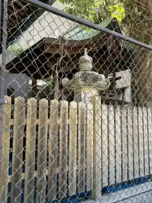 珠賀美神社の{uncategorized: "未分類", other: "その他", undefined: "問題あり", building: "その他建物", grave: "お墓", sacred_gate: "鳥居", guardian: "狛犬", statue: "像", buddha: "仏像", history: "歴史", nature: "自然", garden: "庭園", animal: "動物", pagoda: "塔", temizu: "手水舎", mountain_gate: "山門・神門", sanctuary: "本殿・本堂", subordinate: "末社・摂社", art: "芸術", scenery: "景色", jizo: "地蔵", ema: "絵馬", goshuin: "御朱印", omikuji: "おみくじ", items: "授与品その他", amulet: "お守り", goshuincho: "御朱印帳", eats: "食事", festival: "お祭り", votive_dance: "神楽", shichigosan: "七五三参", wedding: "結婚式", experience: "体験その他", initially: "初詣", around: "周辺", anti_infection: "感染症対策"}