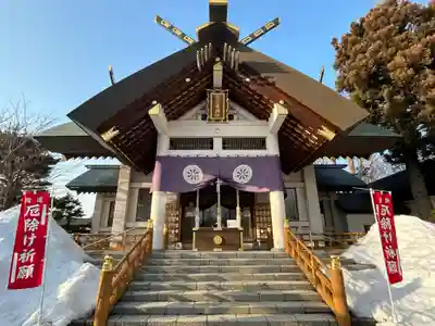 烈々布神社の本殿・本堂