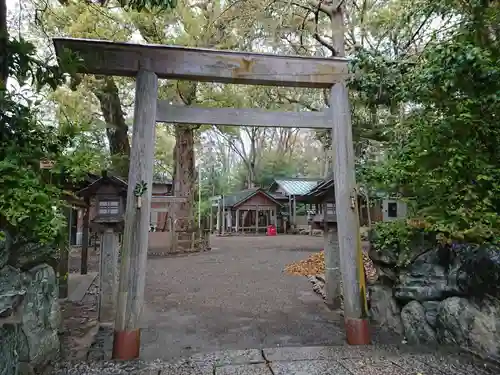 河邊七種神社の鳥居
