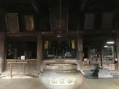 華厳寺の本殿・本堂