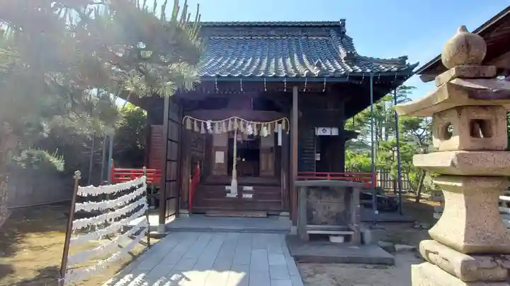 青山御幣稲荷神社の本殿・本堂