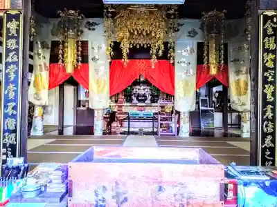 延命寺の本殿・本堂