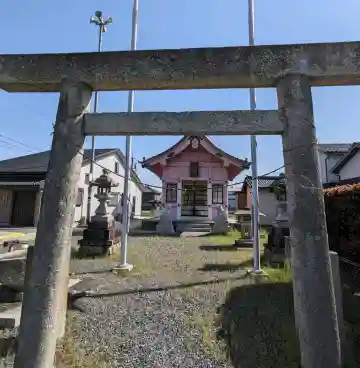 神明社(又八神明社)の{uncategorized: "未分類", other: "その他", undefined: "問題あり", building: "その他建物", grave: "お墓", sacred_gate: "鳥居", guardian: "狛犬", statue: "像", buddha: "仏像", history: "歴史", nature: "自然", garden: "庭園", animal: "動物", pagoda: "塔", temizu: "手水舎", mountain_gate: "山門・神門", sanctuary: "本殿・本堂", subordinate: "末社・摂社", art: "芸術", scenery: "景色", jizo: "地蔵", ema: "絵馬", goshuin: "御朱印", omikuji: "おみくじ", items: "授与品その他", amulet: "お守り", goshuincho: "御朱印帳", eats: "食事", festival: "お祭り", votive_dance: "神楽", shichigosan: "七五三参", wedding: "結婚式", experience: "体験その他", initially: "初詣", around: "周辺", anti_infection: "感染症対策"}