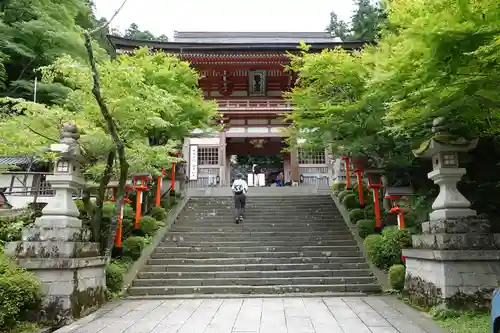 鞍馬寺の山門