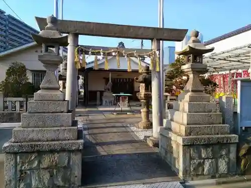 白山社の鳥居