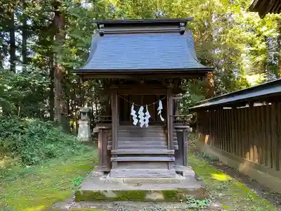 鴨大神御子神主玉神社の末社・摂社