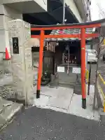 通元院(瘡守稲荷)の{uncategorized: "未分類", other: "その他", undefined: "問題あり", building: "その他建物", grave: "お墓", sacred_gate: "鳥居", guardian: "狛犬", statue: "像", buddha: "仏像", history: "歴史", nature: "自然", garden: "庭園", animal: "動物", pagoda: "塔", temizu: "手水舎", mountain_gate: "山門・神門", sanctuary: "本殿・本堂", subordinate: "末社・摂社", art: "芸術", scenery: "景色", jizo: "地蔵", ema: "絵馬", goshuin: "御朱印", omikuji: "おみくじ", items: "授与品その他", amulet: "お守り", goshuincho: "御朱印帳", eats: "食事", festival: "お祭り", votive_dance: "神楽", shichigosan: "七五三参", wedding: "結婚式", experience: "体験その他", initially: "初詣", around: "周辺", anti_infection: "感染症対策"}