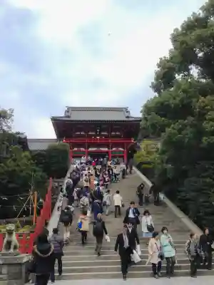 鶴岡八幡宮の本殿・本堂