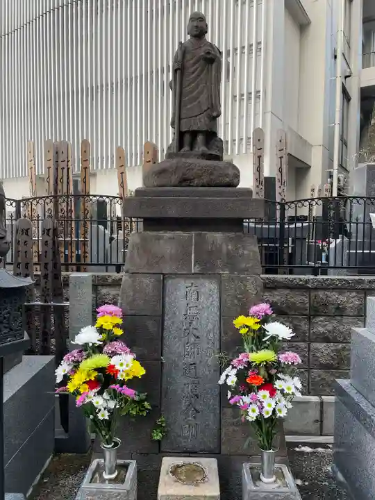 赤坂不動尊威徳寺(東京都)