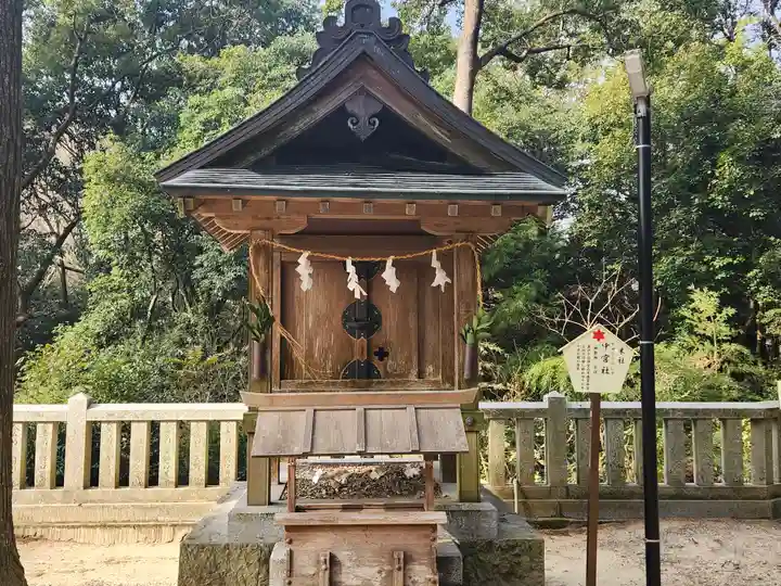 大麻比古神社の末社・摂社