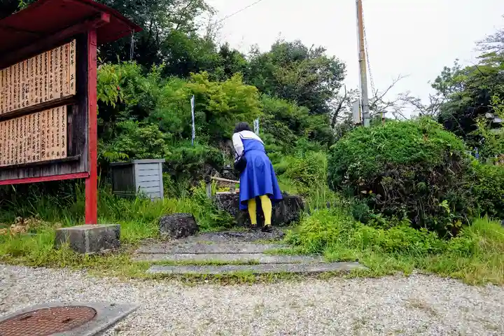曽野稲荷神社の手水舎