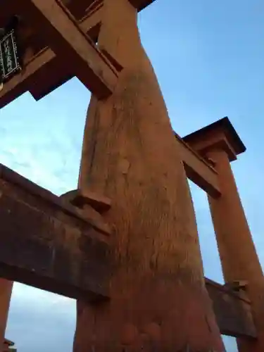 厳島神社の鳥居