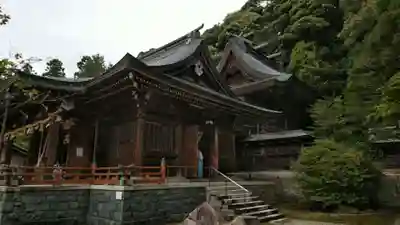 石見国一宮　物部神社の本殿・本堂