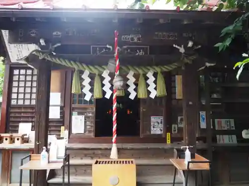 染井稲荷神社の本殿