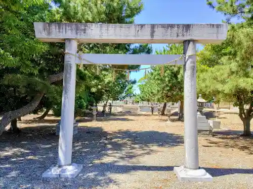 鍋田神明社の鳥居