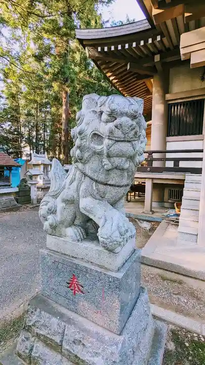 八幡神社の狛犬