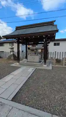 稲荷神社・白山神社(滋賀県)