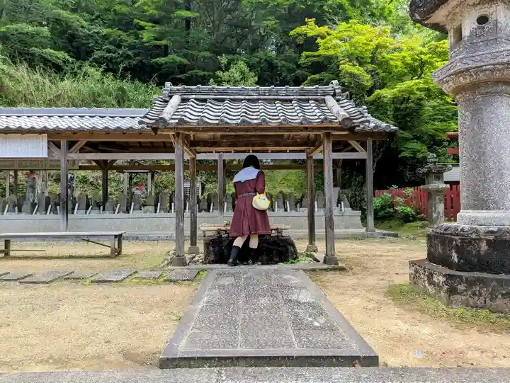 丹生大師 神宮寺の手水舎