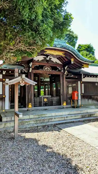 白金氷川神社の本殿・本堂