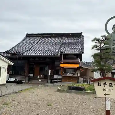 大仏寺の本殿・本堂