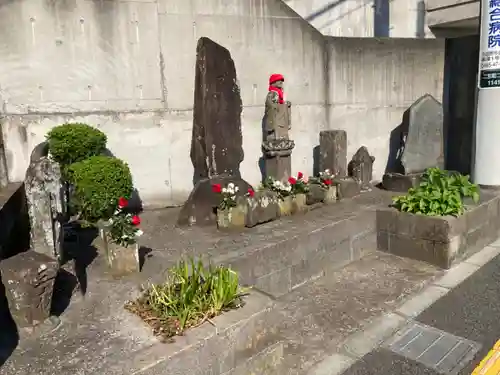 元町河原の地蔵(神奈川県)