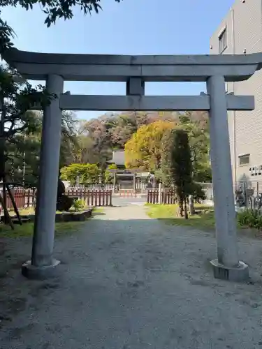 瀬戸神社の{uncategorized: "未分類", other: "その他", undefined: "問題あり", building: "その他建物", grave: "お墓", sacred_gate: "鳥居", guardian: "狛犬", statue: "像", buddha: "仏像", history: "歴史", nature: "自然", garden: "庭園", animal: "動物", pagoda: "塔", temizu: "手水舎", mountain_gate: "山門・神門", sanctuary: "本殿・本堂", subordinate: "末社・摂社", art: "芸術", scenery: "景色", jizo: "地蔵", ema: "絵馬", goshuin: "御朱印", omikuji: "おみくじ", items: "授与品その他", amulet: "お守り", goshuincho: "御朱印帳", eats: "食事", festival: "お祭り", votive_dance: "神楽", shichigosan: "七五三参", wedding: "結婚式", experience: "体験その他", initially: "初詣", around: "周辺", anti_infection: "感染症対策"}