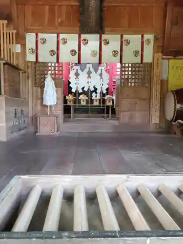 示現神社の本殿・本堂