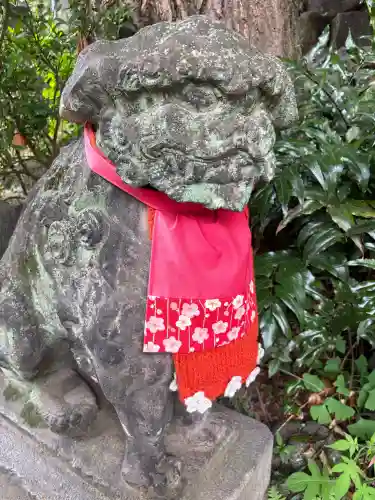 王子稲荷神社の{uncategorized: "未分類", other: "その他", undefined: "問題あり", building: "その他建物", grave: "お墓", sacred_gate: "鳥居", guardian: "狛犬", statue: "像", buddha: "仏像", history: "歴史", nature: "自然", garden: "庭園", animal: "動物", pagoda: "塔", temizu: "手水舎", mountain_gate: "山門・神門", sanctuary: "本殿・本堂", subordinate: "末社・摂社", art: "芸術", scenery: "景色", jizo: "地蔵", ema: "絵馬", goshuin: "御朱印", omikuji: "おみくじ", items: "授与品その他", amulet: "お守り", goshuincho: "御朱印帳", eats: "食事", festival: "お祭り", votive_dance: "神楽", shichigosan: "七五三参", wedding: "結婚式", experience: "体験その他", initially: "初詣", around: "周辺", anti_infection: "感染症対策"}