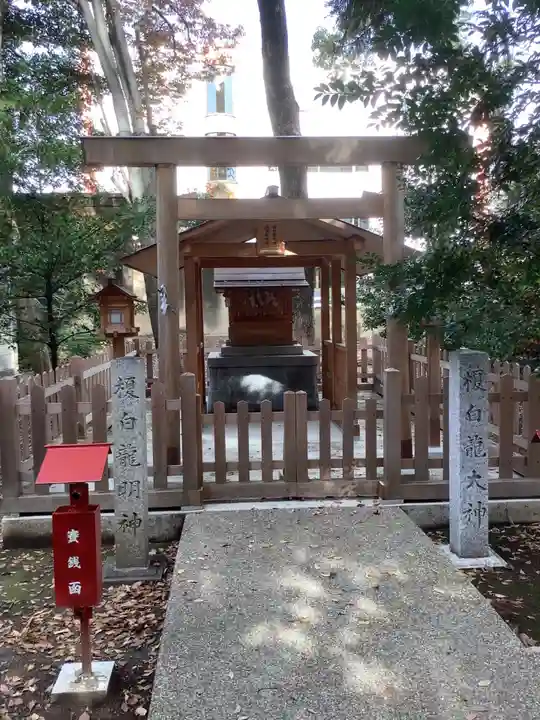 闇之森八幡社の末社・摂社