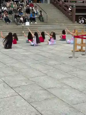 西新井大師総持寺の{uncategorized: "未分類", other: "その他", undefined: "問題あり", building: "その他建物", grave: "お墓", sacred_gate: "鳥居", guardian: "狛犬", statue: "像", buddha: "仏像", history: "歴史", nature: "自然", garden: "庭園", animal: "動物", pagoda: "塔", temizu: "手水舎", mountain_gate: "山門・神門", sanctuary: "本殿・本堂", subordinate: "末社・摂社", art: "芸術", scenery: "景色", jizo: "地蔵", ema: "絵馬", goshuin: "御朱印", omikuji: "おみくじ", items: "授与品その他", amulet: "お守り", goshuincho: "御朱印帳", eats: "食事", festival: "お祭り", votive_dance: "神楽", shichigosan: "七五三参", wedding: "結婚式", experience: "体験その他", initially: "初詣", around: "周辺", anti_infection: "感染症対策"}
