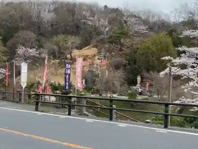 瀧不動尊の周辺