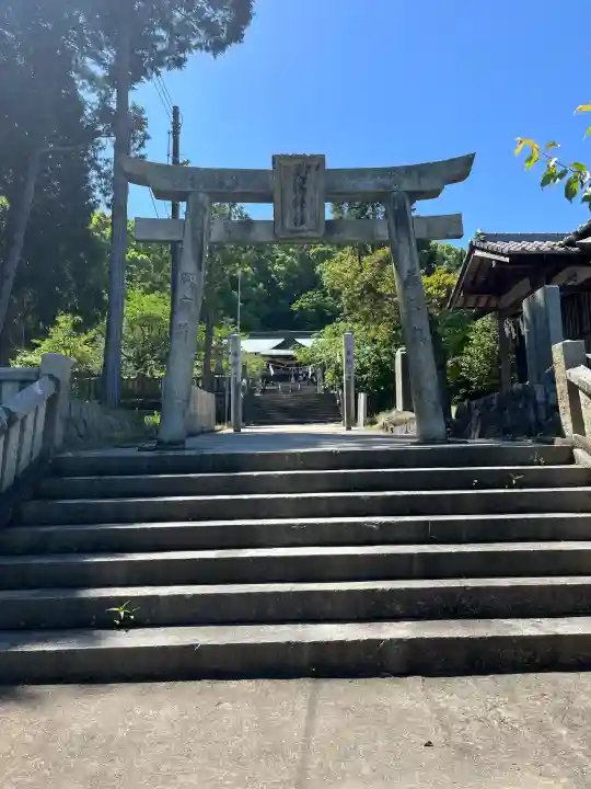 茗荷神社の{uncategorized: "未分類", other: "その他", undefined: "問題あり", building: "その他建物", grave: "お墓", sacred_gate: "鳥居", guardian: "狛犬", statue: "像", buddha: "仏像", history: "歴史", nature: "自然", garden: "庭園", animal: "動物", pagoda: "塔", temizu: "手水舎", mountain_gate: "山門・神門", sanctuary: "本殿・本堂", subordinate: "末社・摂社", art: "芸術", scenery: "景色", jizo: "地蔵", ema: "絵馬", goshuin: "御朱印", omikuji: "おみくじ", items: "授与品その他", amulet: "お守り", goshuincho: "御朱印帳", eats: "食事", festival: "お祭り", votive_dance: "神楽", shichigosan: "七五三参", wedding: "結婚式", experience: "体験その他", initially: "初詣", around: "周辺", anti_infection: "感染症対策"}