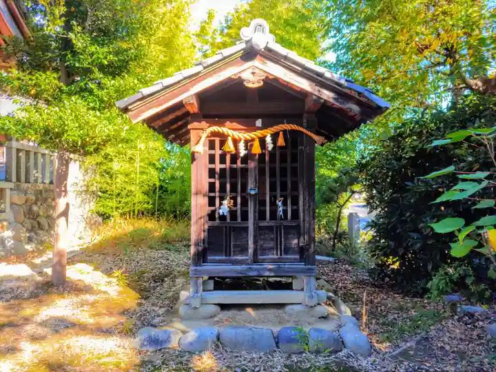 神明社(稲島)の末社・摂社