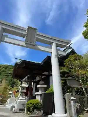 松嶋稲荷神社の{uncategorized: "未分類", other: "その他", undefined: "問題あり", building: "その他建物", grave: "お墓", sacred_gate: "鳥居", guardian: "狛犬", statue: "像", buddha: "仏像", history: "歴史", nature: "自然", garden: "庭園", animal: "動物", pagoda: "塔", temizu: "手水舎", mountain_gate: "山門・神門", sanctuary: "本殿・本堂", subordinate: "末社・摂社", art: "芸術", scenery: "景色", jizo: "地蔵", ema: "絵馬", goshuin: "御朱印", omikuji: "おみくじ", items: "授与品その他", amulet: "お守り", goshuincho: "御朱印帳", eats: "食事", festival: "お祭り", votive_dance: "神楽", shichigosan: "七五三参", wedding: "結婚式", experience: "体験その他", initially: "初詣", around: "周辺", anti_infection: "感染症対策"}