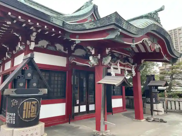 河原町稲荷神社の{uncategorized: "未分類", other: "その他", undefined: "問題あり", building: "その他建物", grave: "お墓", sacred_gate: "鳥居", guardian: "狛犬", statue: "像", buddha: "仏像", history: "歴史", nature: "自然", garden: "庭園", animal: "動物", pagoda: "塔", temizu: "手水舎", mountain_gate: "山門・神門", sanctuary: "本殿・本堂", subordinate: "末社・摂社", art: "芸術", scenery: "景色", jizo: "地蔵", ema: "絵馬", goshuin: "御朱印", omikuji: "おみくじ", items: "授与品その他", amulet: "お守り", goshuincho: "御朱印帳", eats: "食事", festival: "お祭り", votive_dance: "神楽", shichigosan: "七五三参", wedding: "結婚式", experience: "体験その他", initially: "初詣", around: "周辺", anti_infection: "感染症対策"}