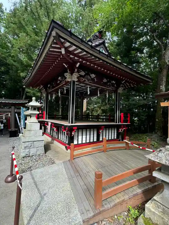 新屋山神社(山梨県)