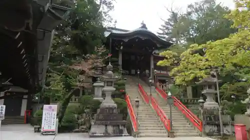 朝護孫子寺の本殿・本堂