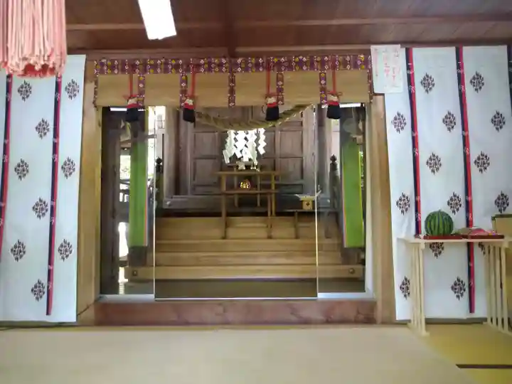 神根神社の本殿・本堂